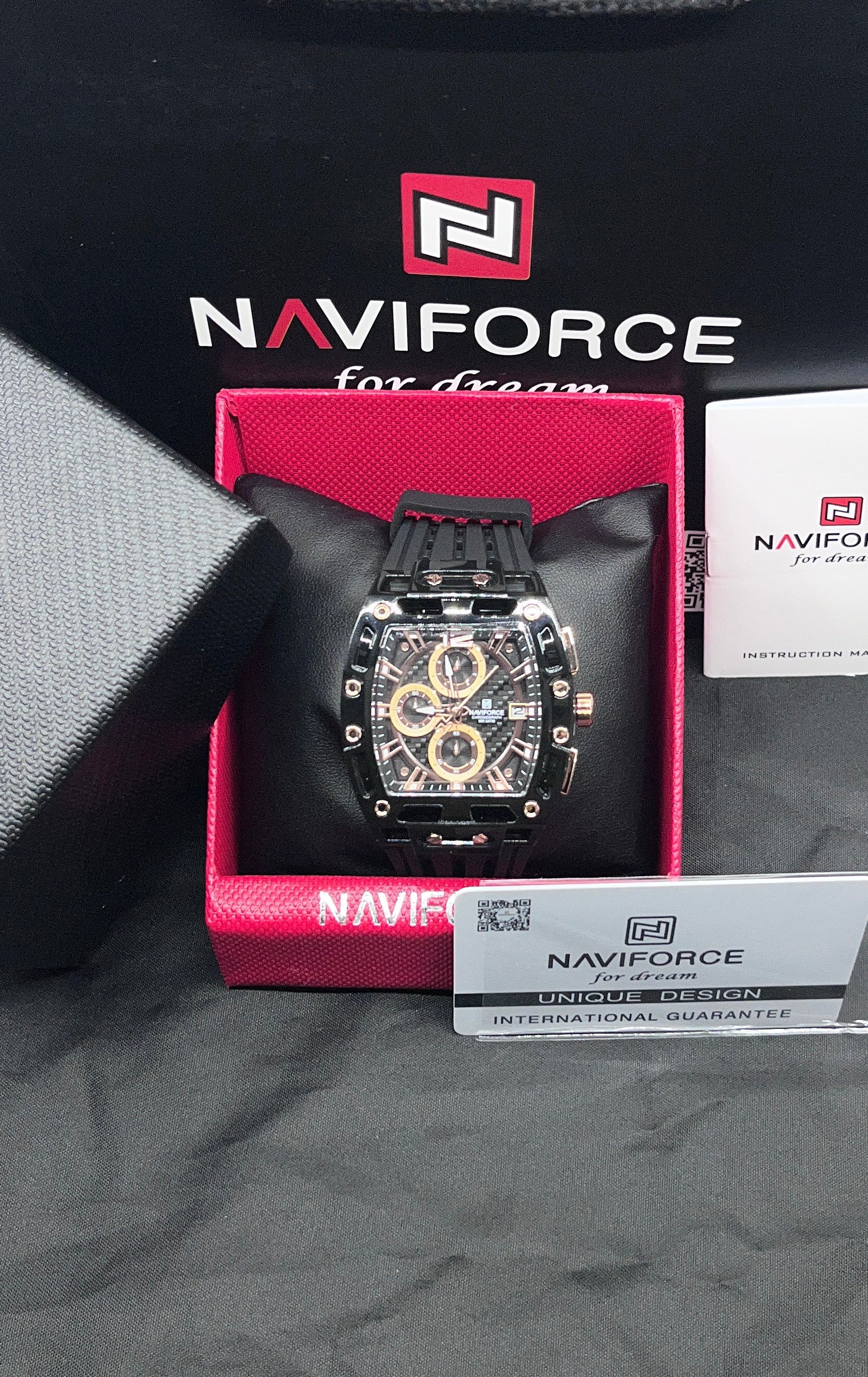 NAVI FORCÉ /  VANGUARD ROSE GOLD / BLACK