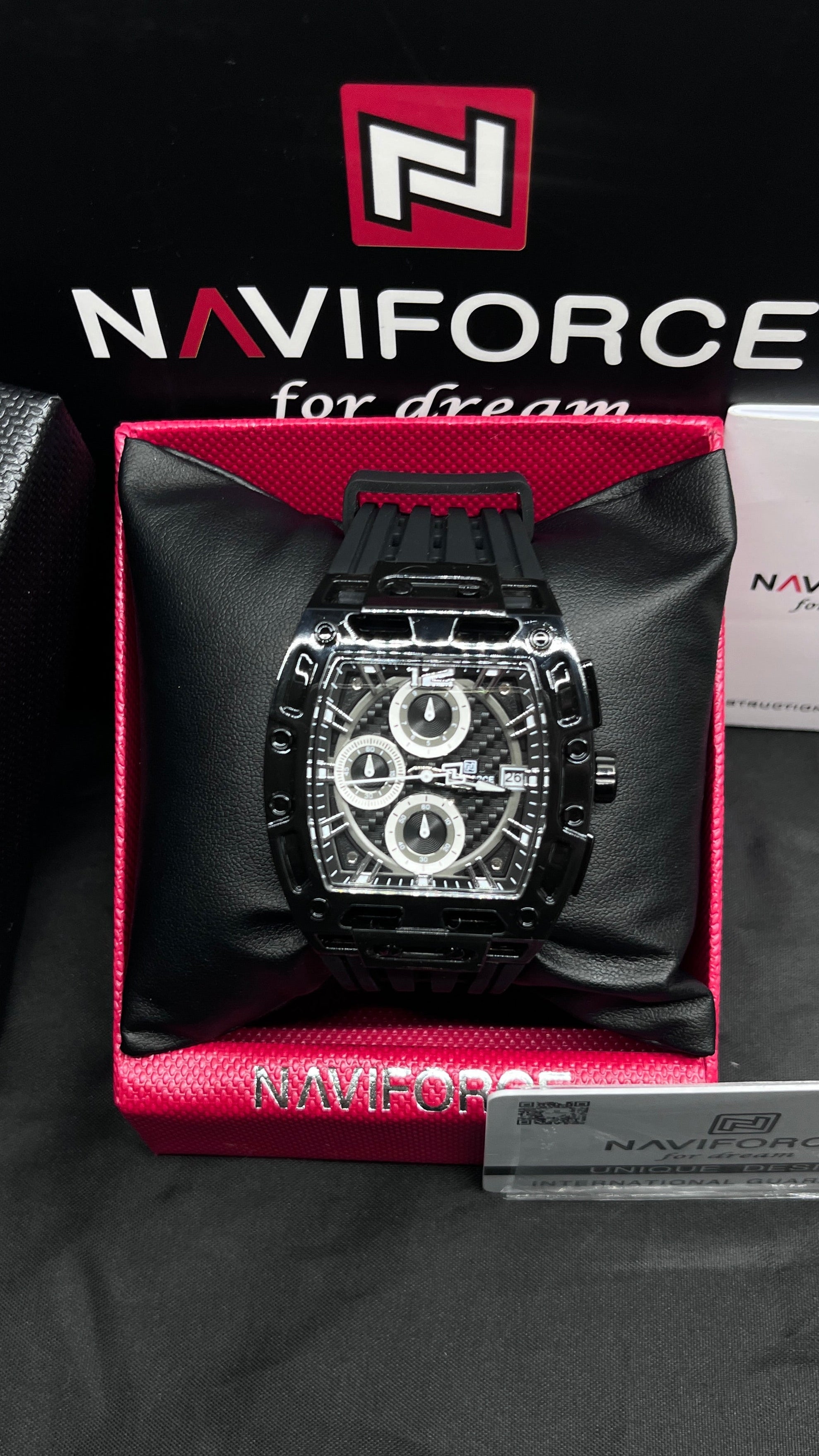 NAVI FORCE / TOTAL BLACK