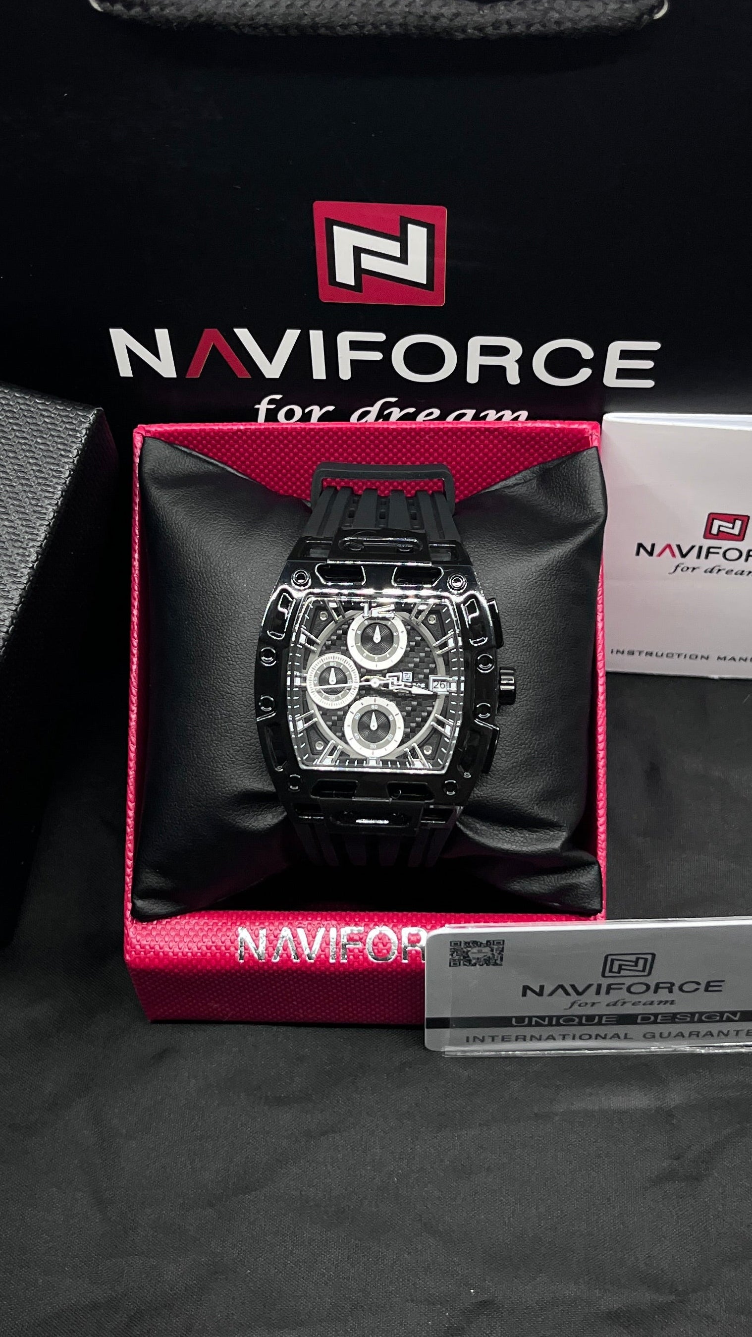 NAVI FORCE / TOTAL BLACK